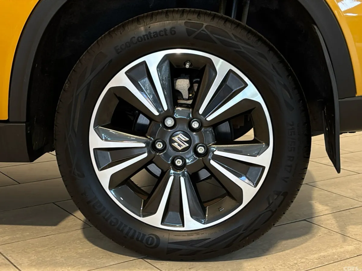 Suzuki Vitara SUV, Petrol, 2024, Yellow