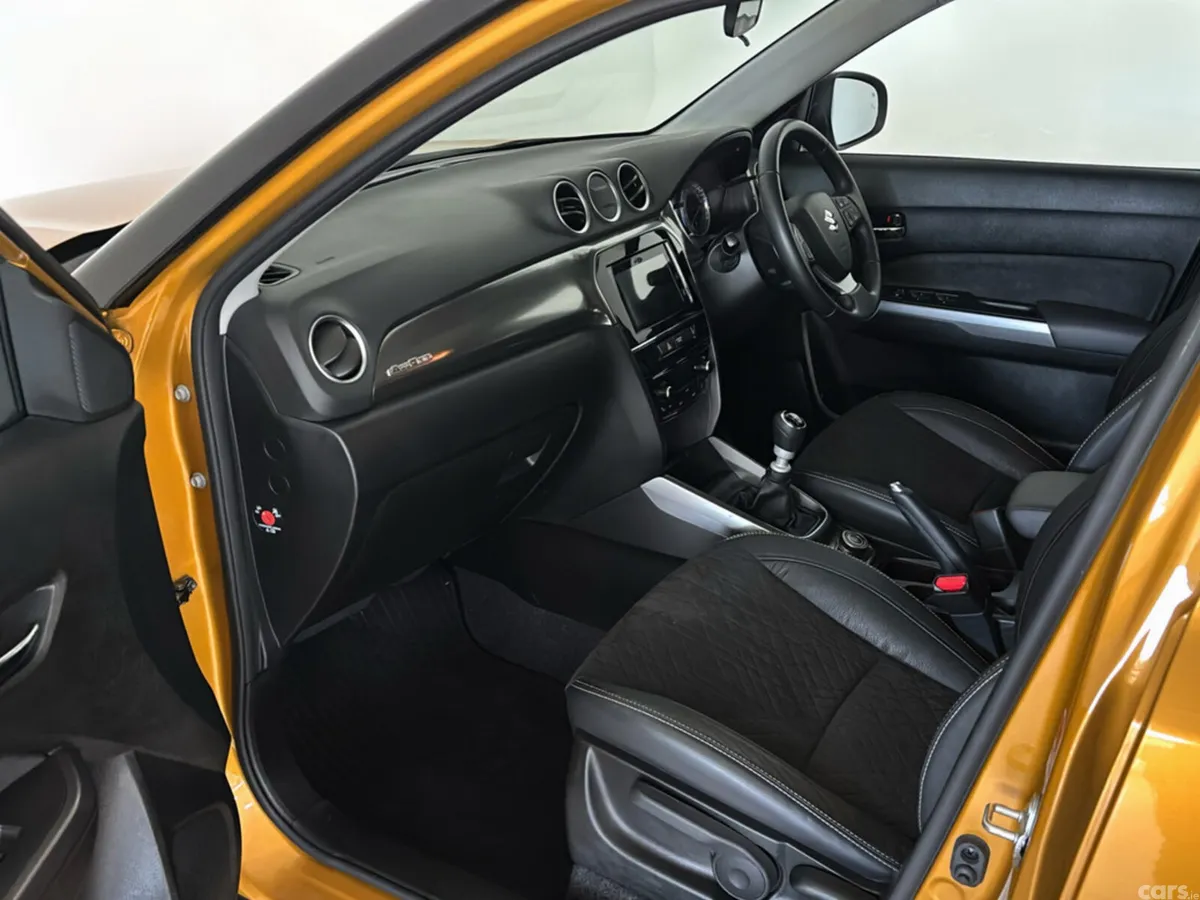 Suzuki Vitara SUV, Petrol, 2024, Yellow