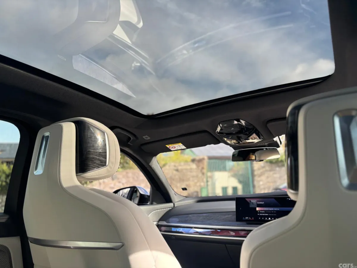 BMW i7 Saloon, Electric, 2025, Black