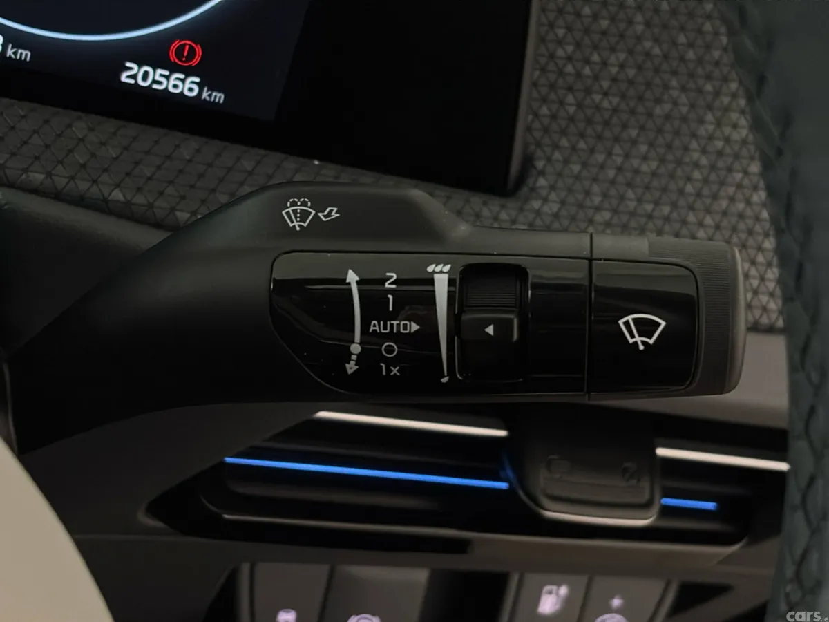 Kia EV6 MPV, Electric, 2025, Blue