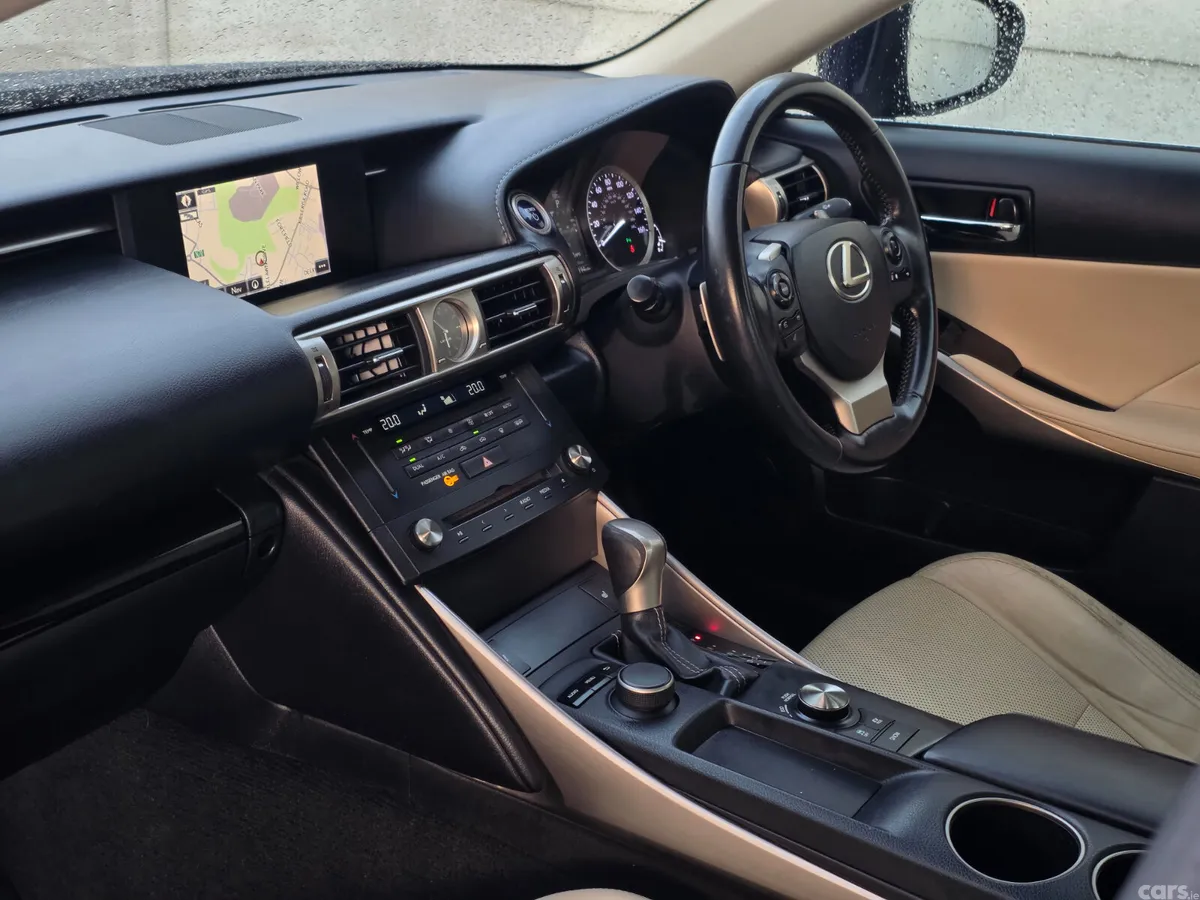 Lexus IS 300h Executive Automatic, Tralee