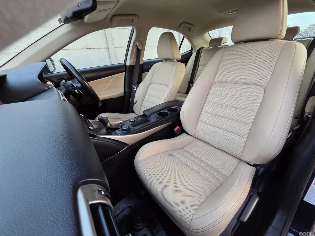 Lexus IS 300h Executive Automatic, Tralee