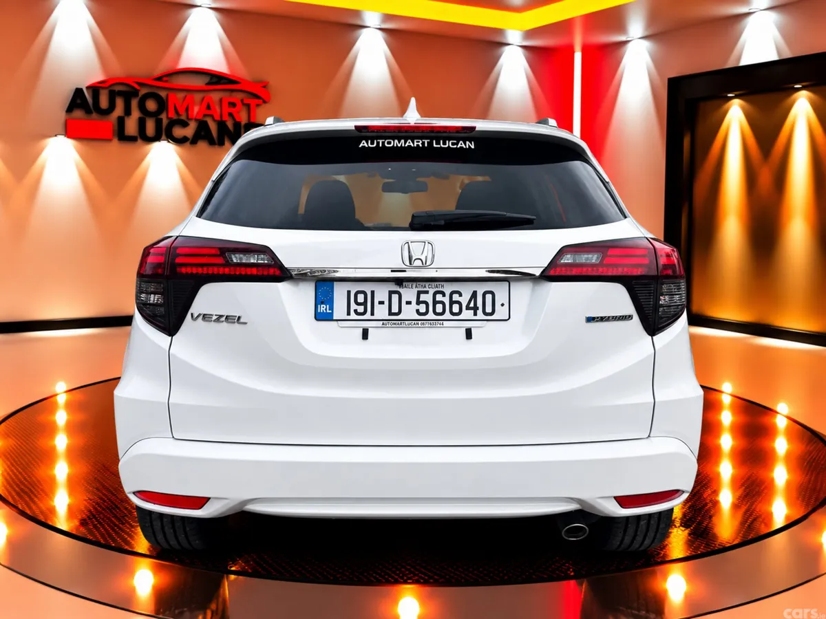 Honda Vezel SUV, Petrol Hybrid, 2019, White