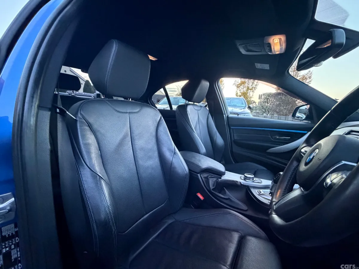 BMW 3-Series Saloon, Petrol Plug-in Hybrid, 2018, Blue