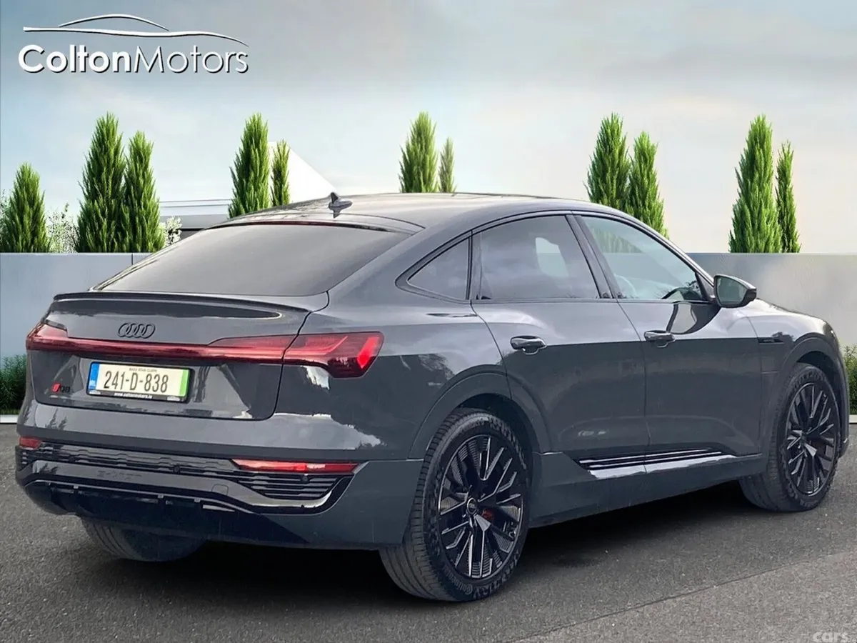 Audi Q8 SUV, Electric, 2024, Grey