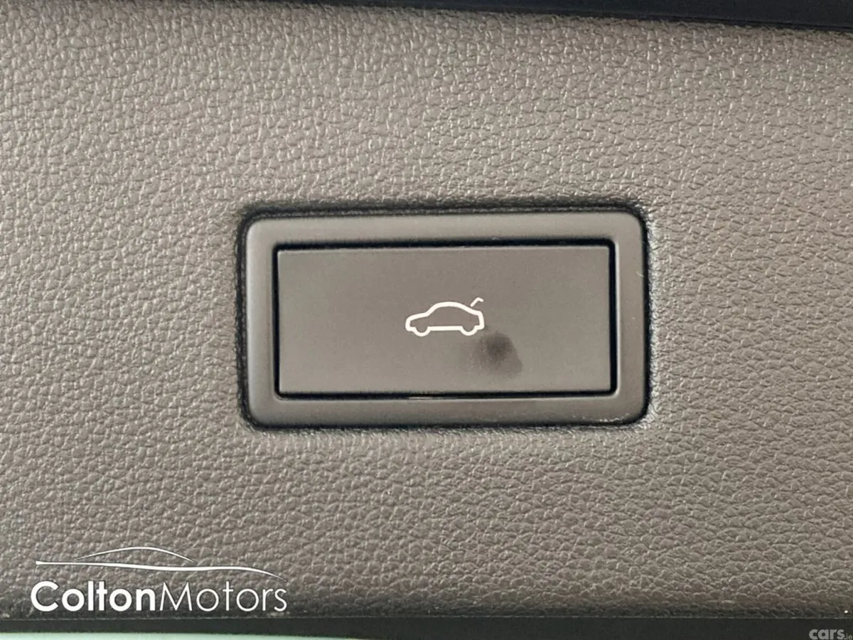 SEAT Tarraco MPV, Diesel, 2023, Black