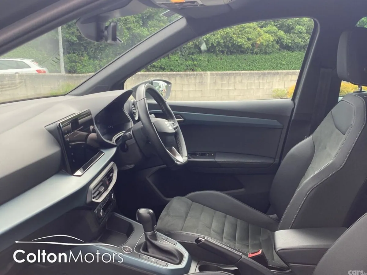 SEAT Arona SUV, Petrol, 2025, Green
