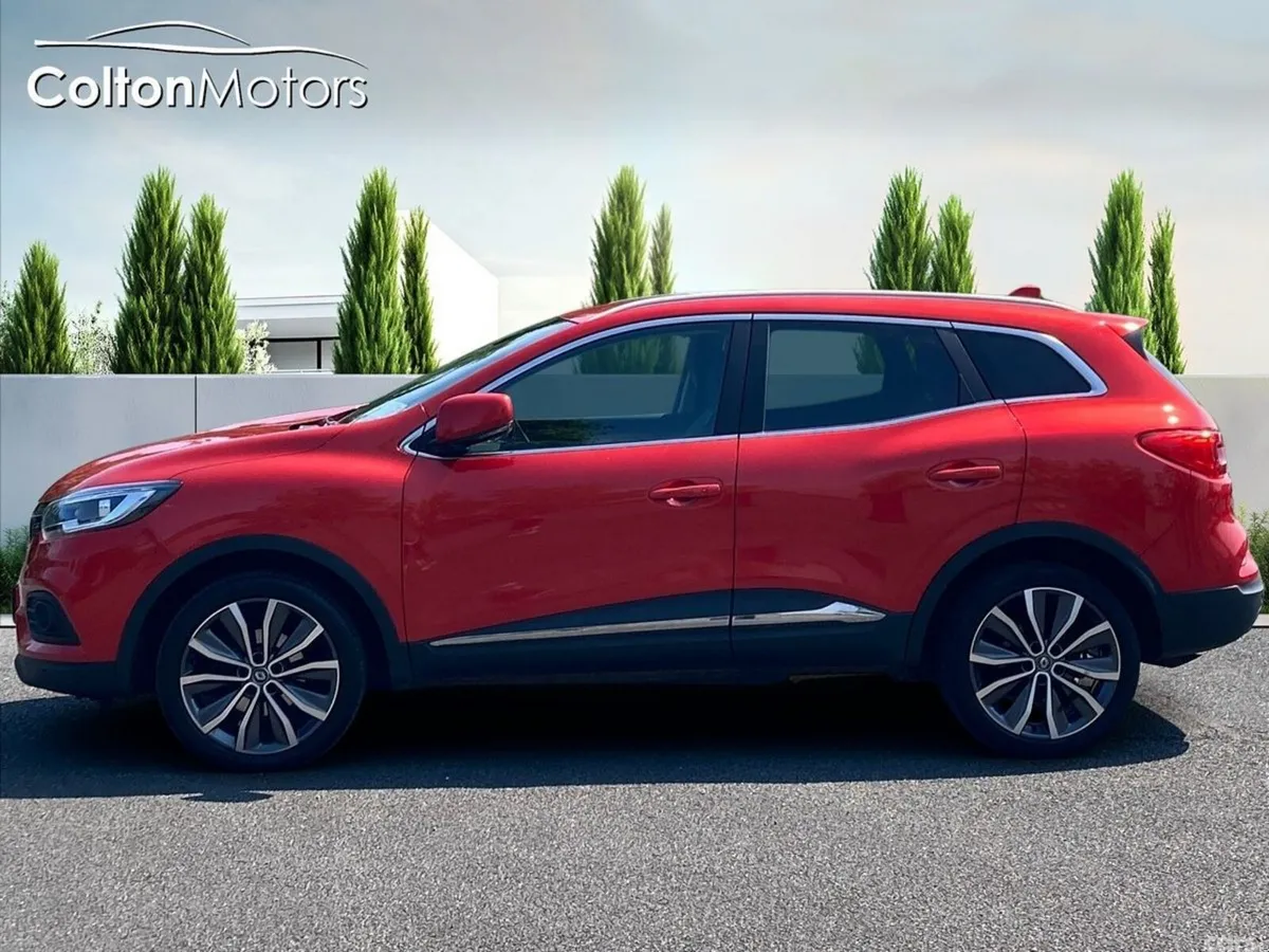 Renault Kadjar SUV, Diesel, 2021, Red