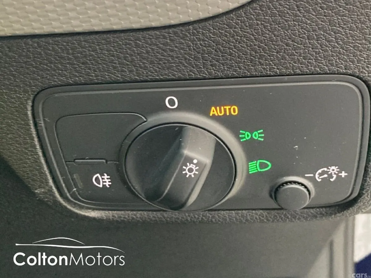 Audi Q2 SUV, Diesel, 2023, Blue