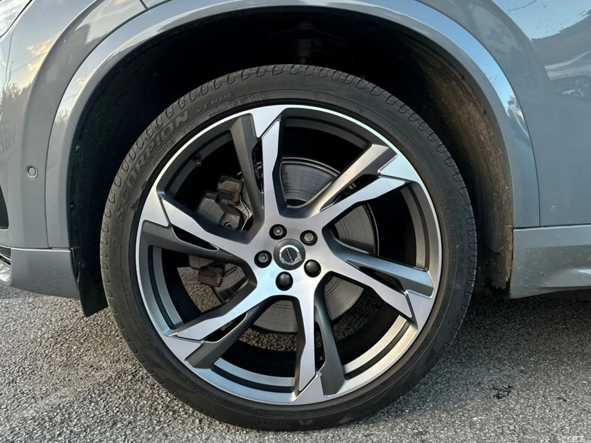 Volvo XC90 SUV, Petrol Plug-in Hybrid, 2021, Grey