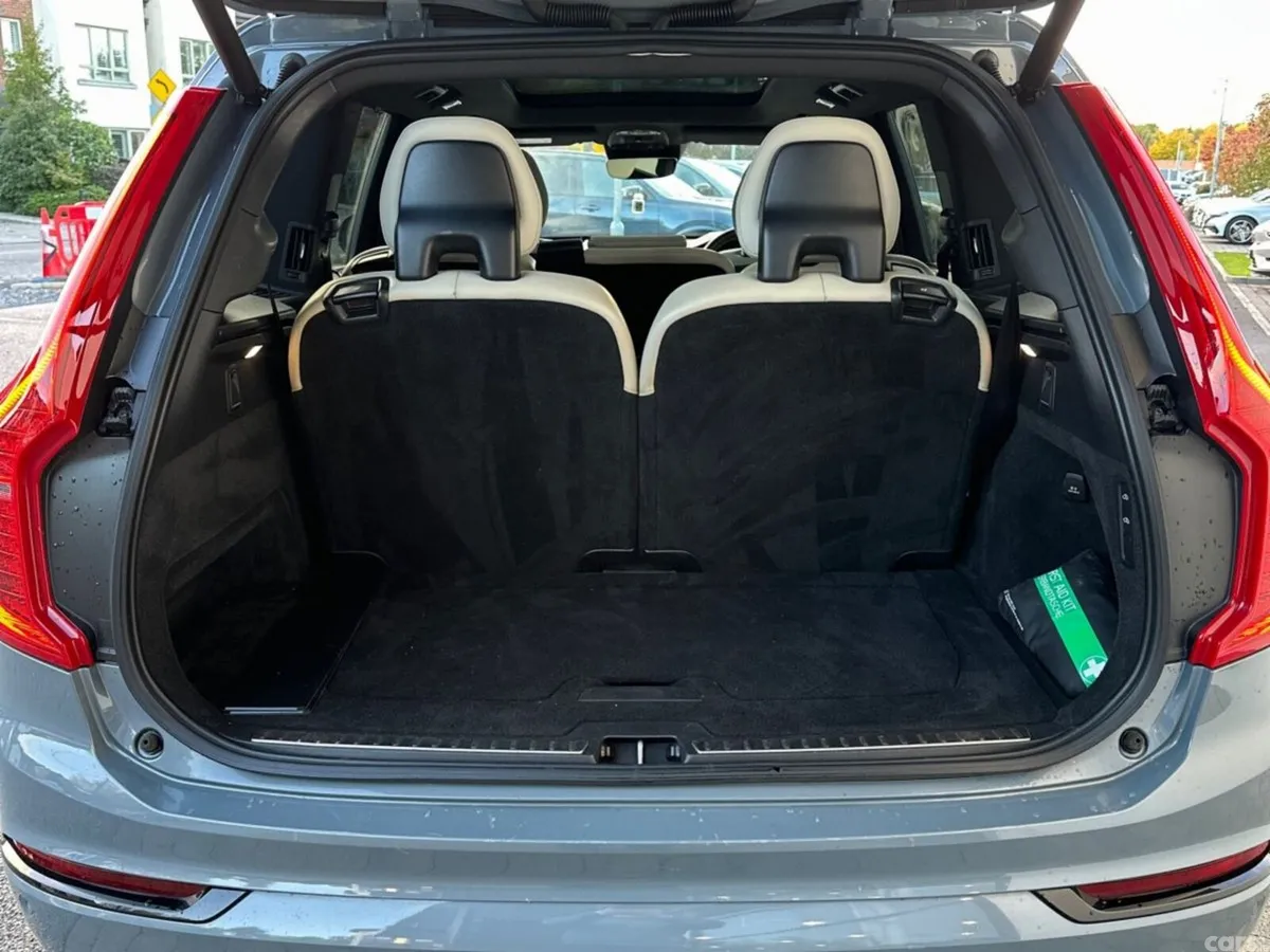 Volvo XC90 SUV, Petrol Plug-in Hybrid, 2021, Grey