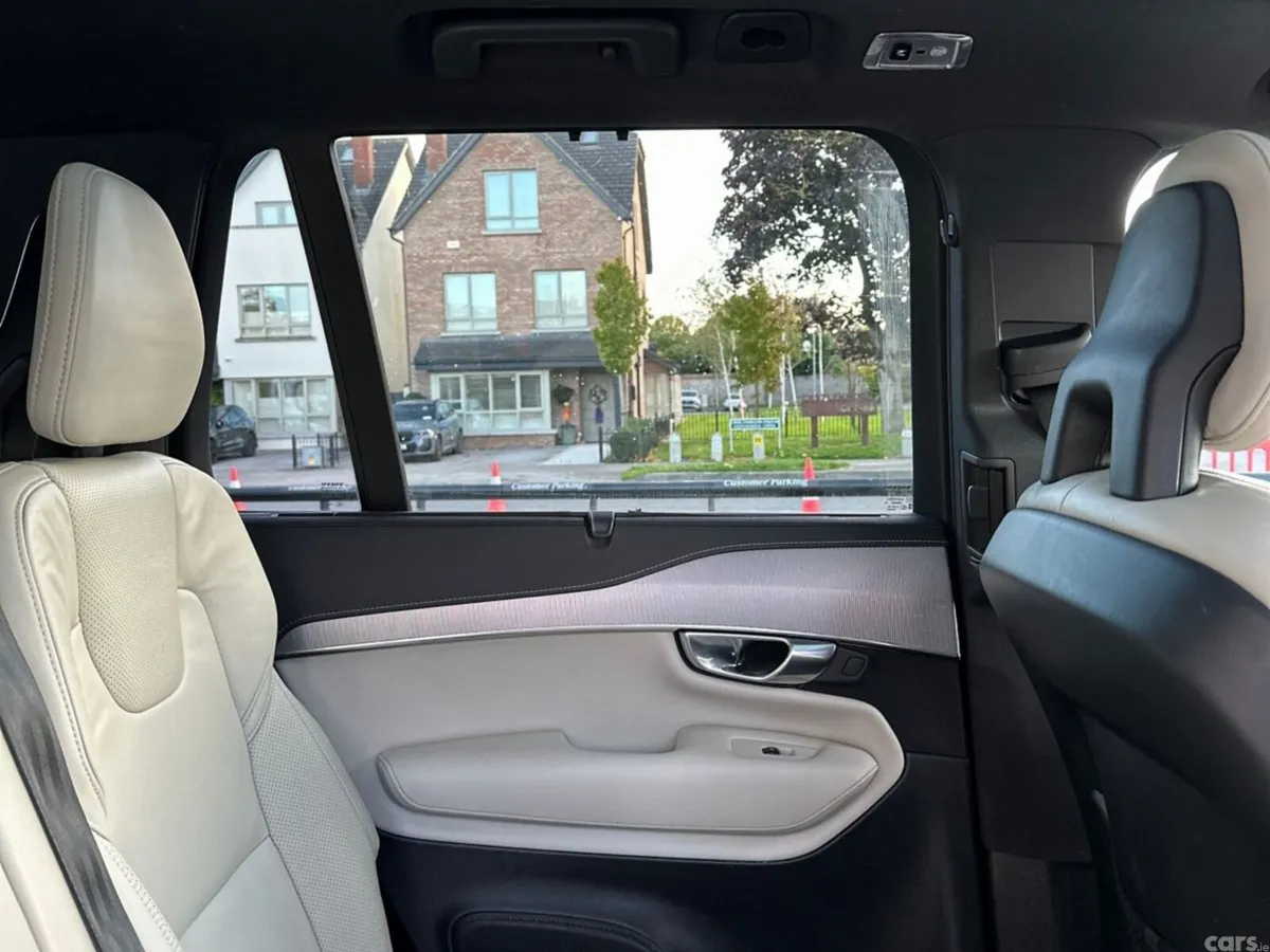 Volvo XC90 SUV, Petrol Plug-in Hybrid, 2021, Grey