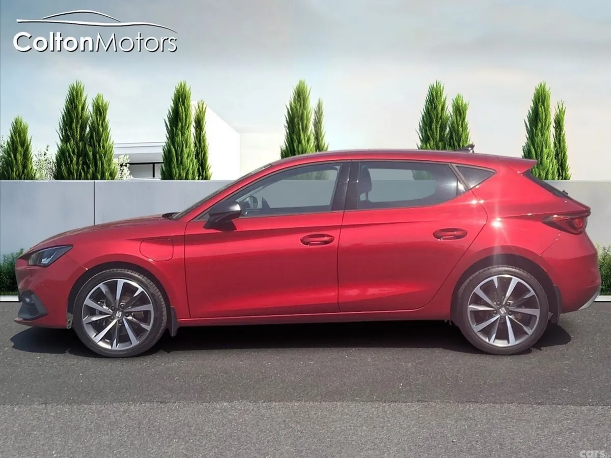SEAT Leon Hatchback, Petrol Plug-in Hybrid, 2025, Red