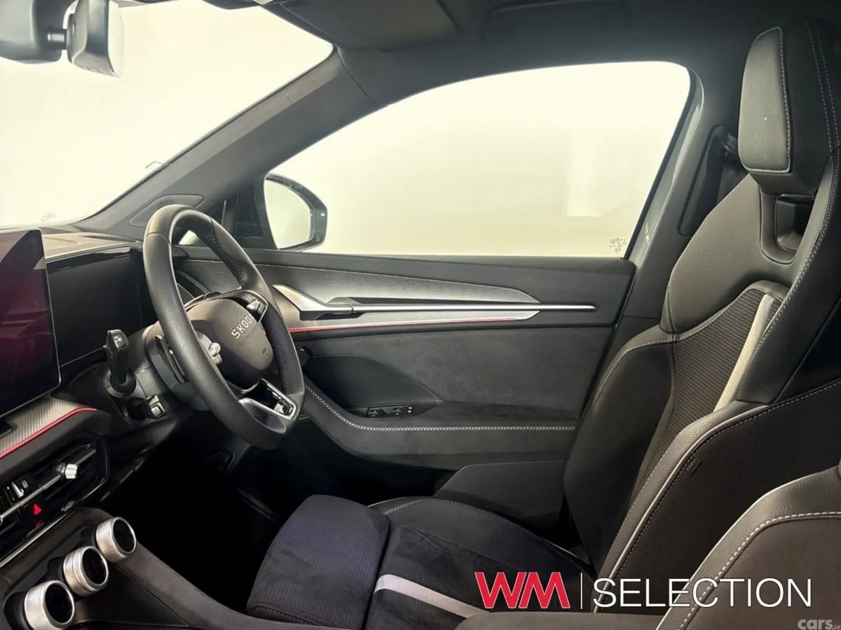 Skoda Kodiaq SUV, Petrol Plug-in Hybrid, 2025, Grey