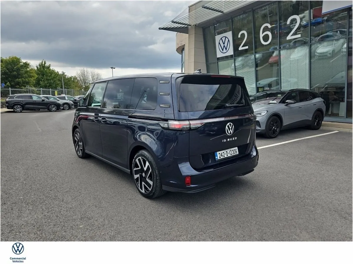 Volkswagen ID.Buzz Estate, Electric, 2024, Blue