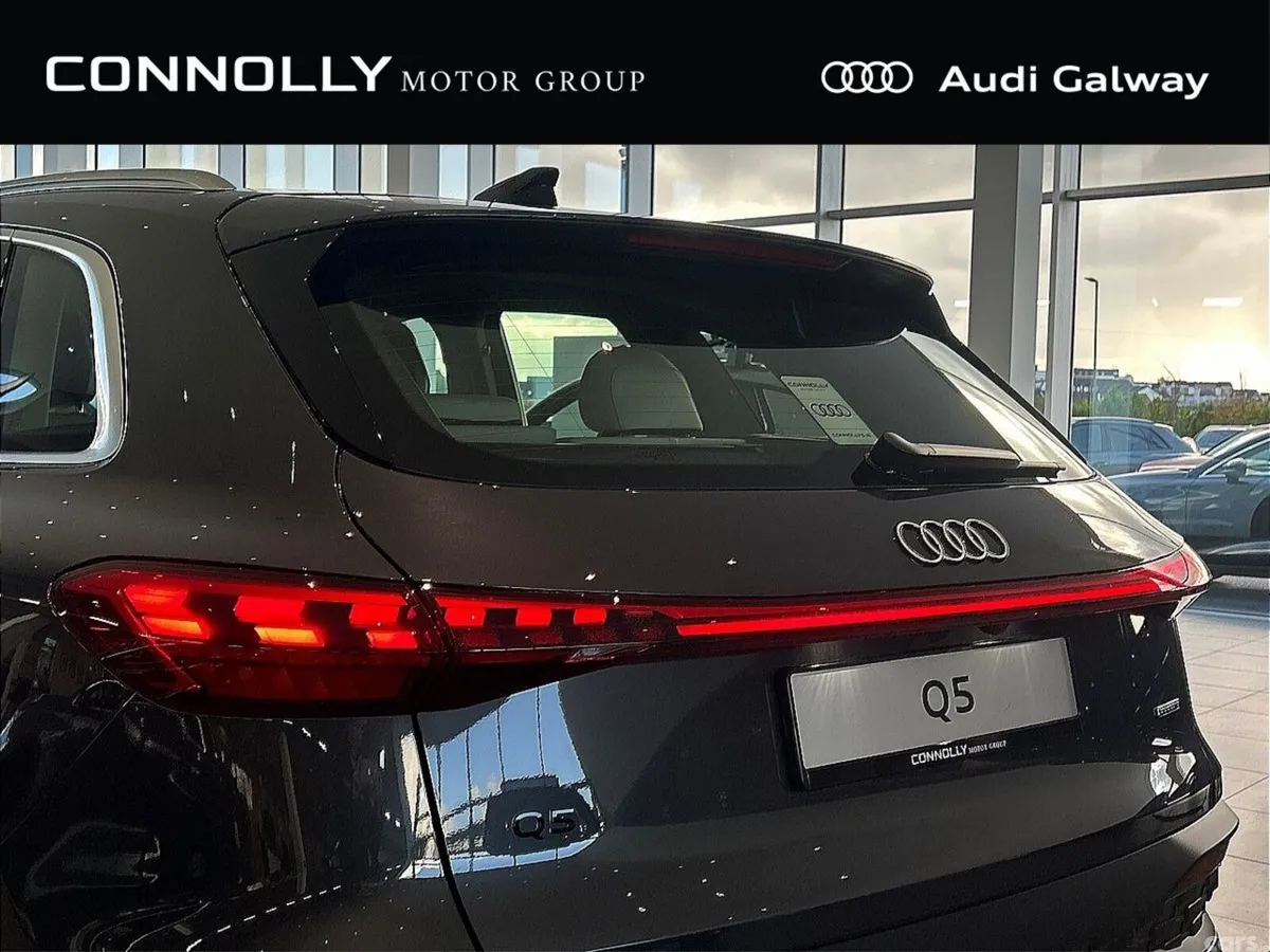 Audi Q5 SUV, Petrol Plug-in Hybrid, 2027, Grey