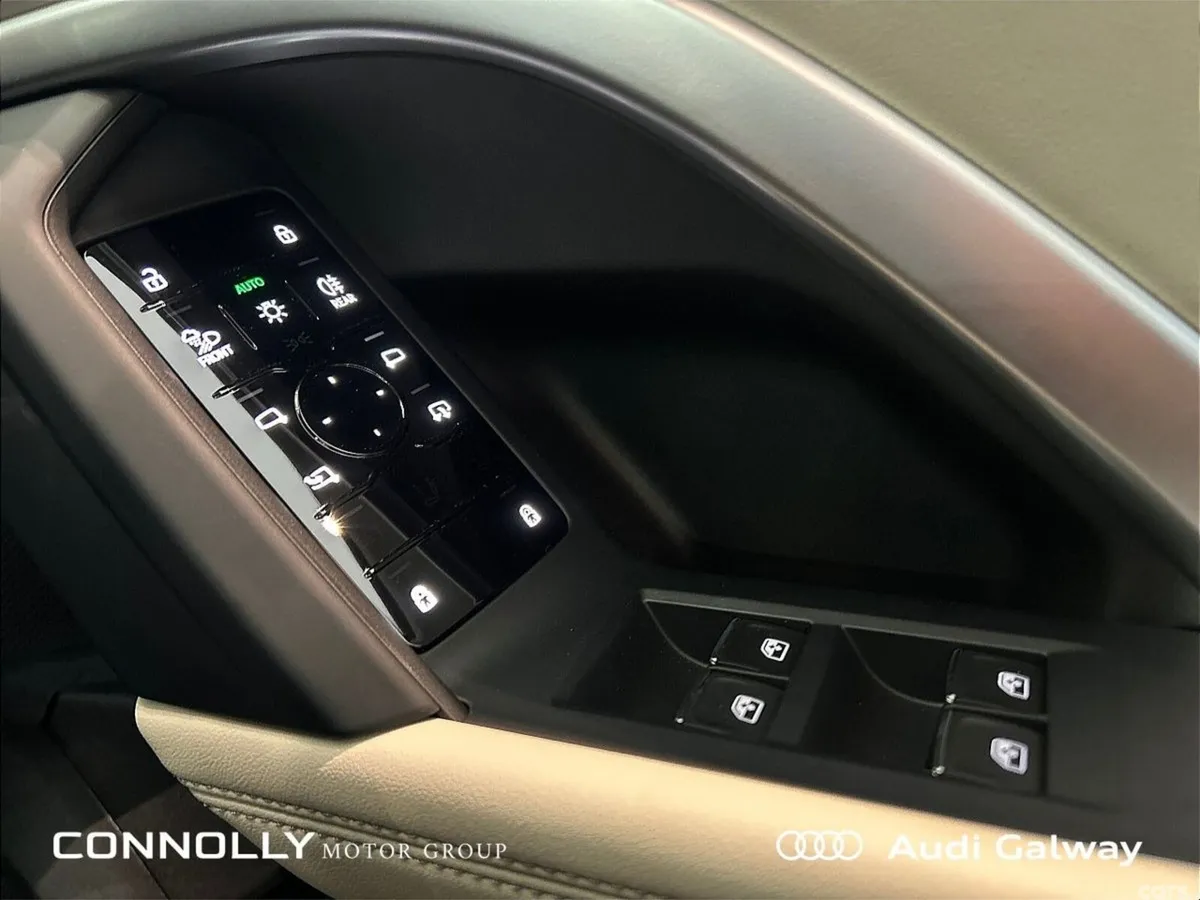 Audi Q5 SUV, Petrol Plug-in Hybrid, 2027, Grey