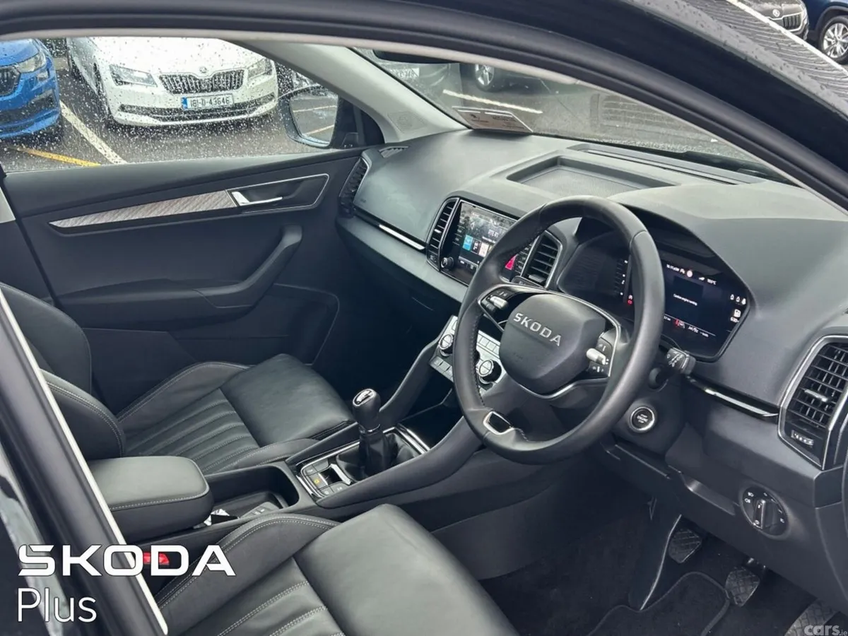 Skoda Karoq SUV, Petrol, 2026, Black