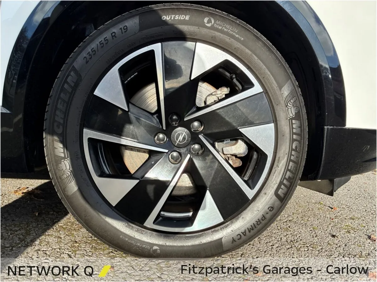 Opel Grandland SUV, Electric, 2025, White
