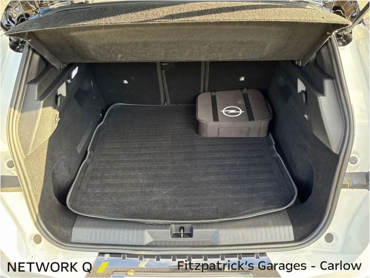 Opel Grandland SUV, Electric, 2025, White