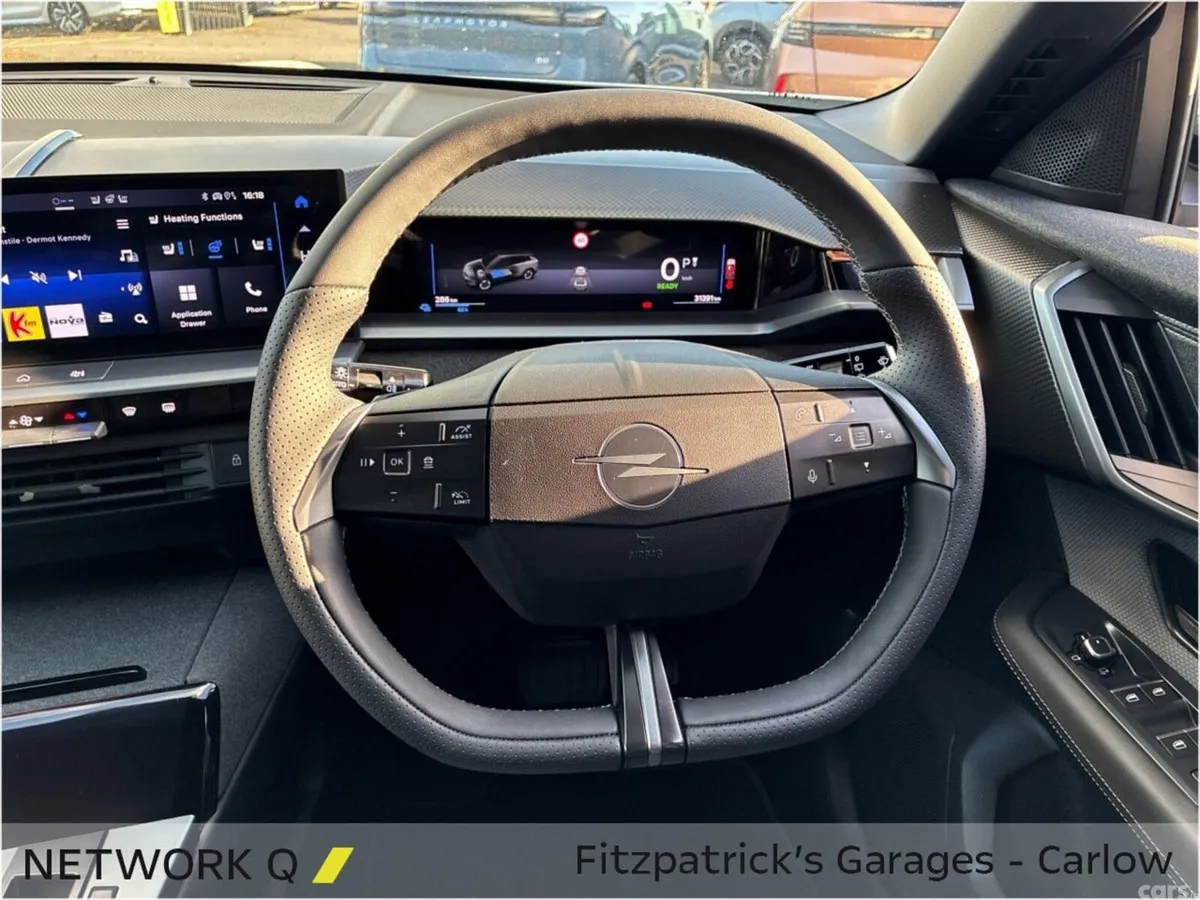 Opel Grandland SUV, Electric, 2025, White