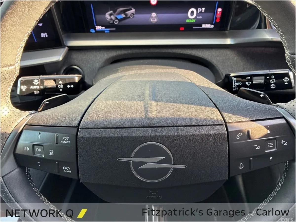 Opel Grandland SUV, Electric, 2025, White