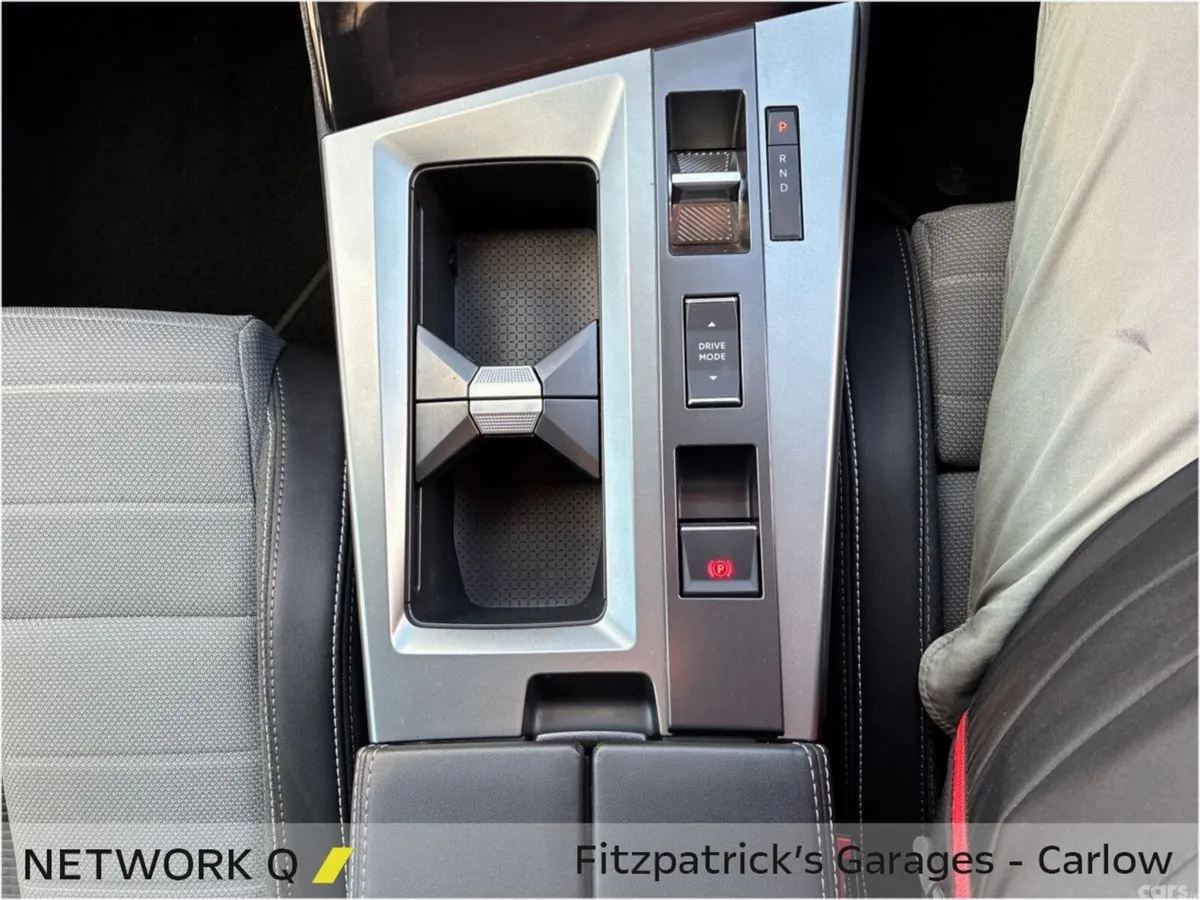 Opel Grandland SUV, Electric, 2025, White