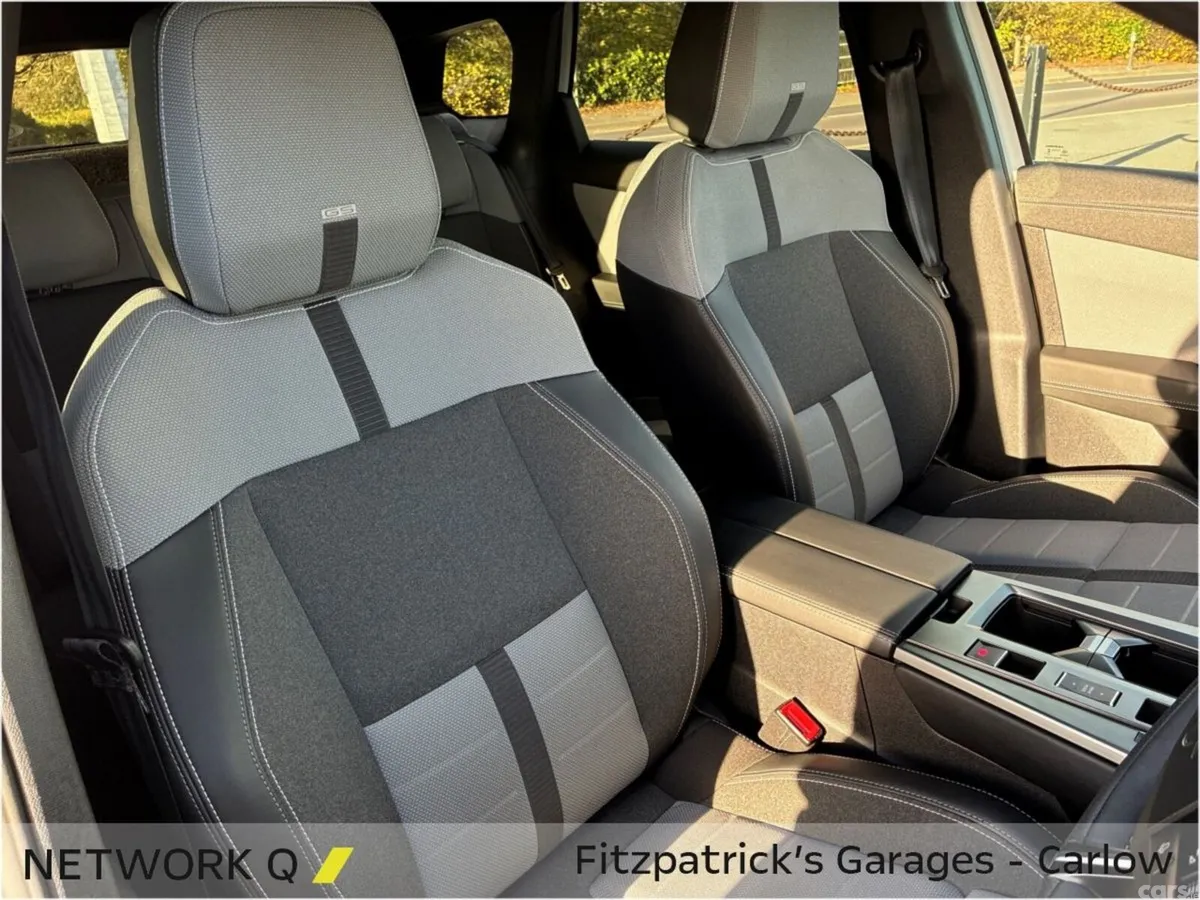 Opel Grandland SUV, Electric, 2025, White