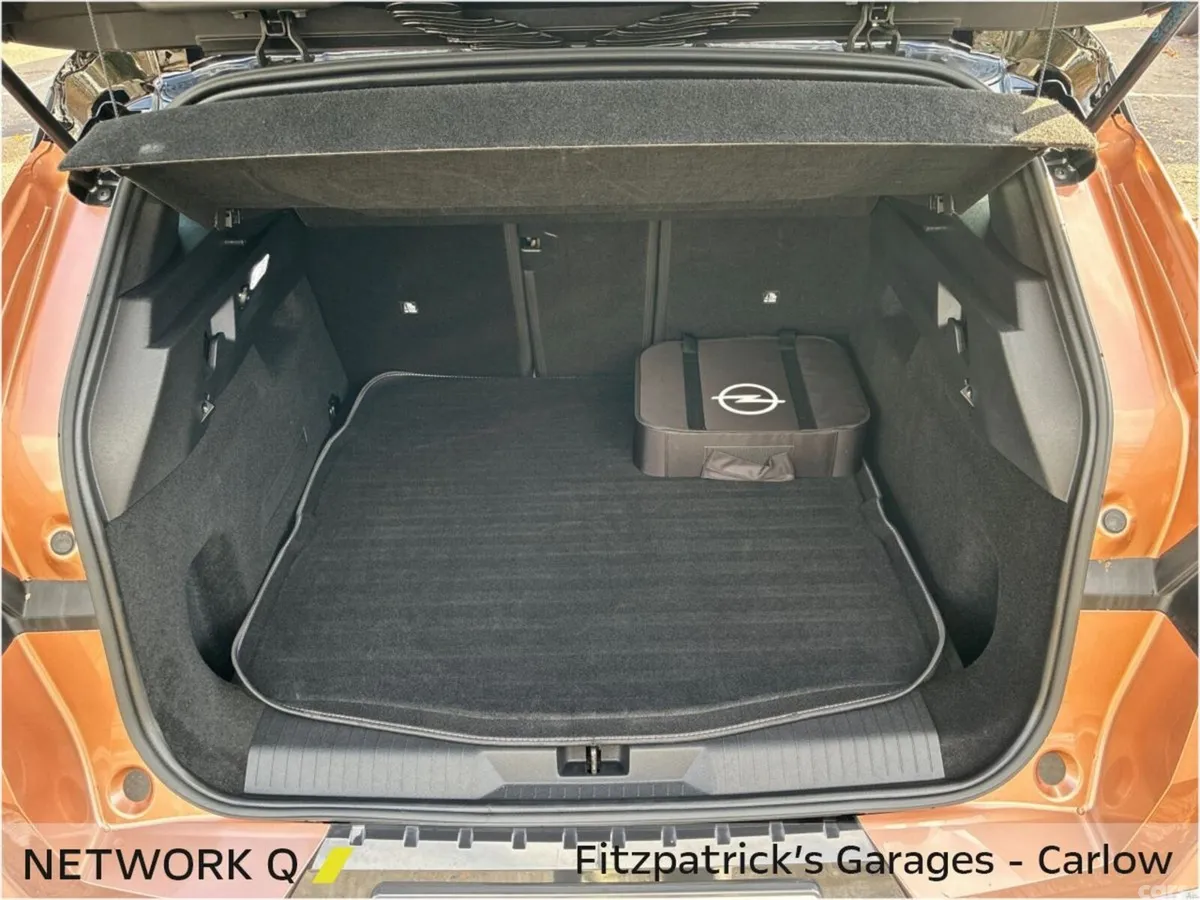 Opel Grandland SUV, Electric, 2025, Brown