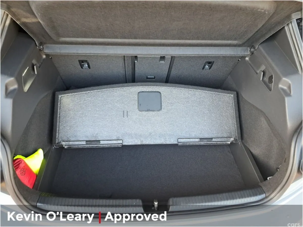Volkswagen ID.3 Hatchback, Electric, 2023, Grey