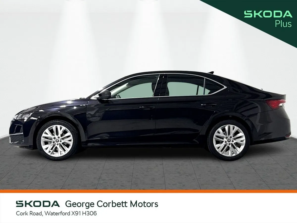 Skoda Octavia Saloon, Petrol, 2026, Black