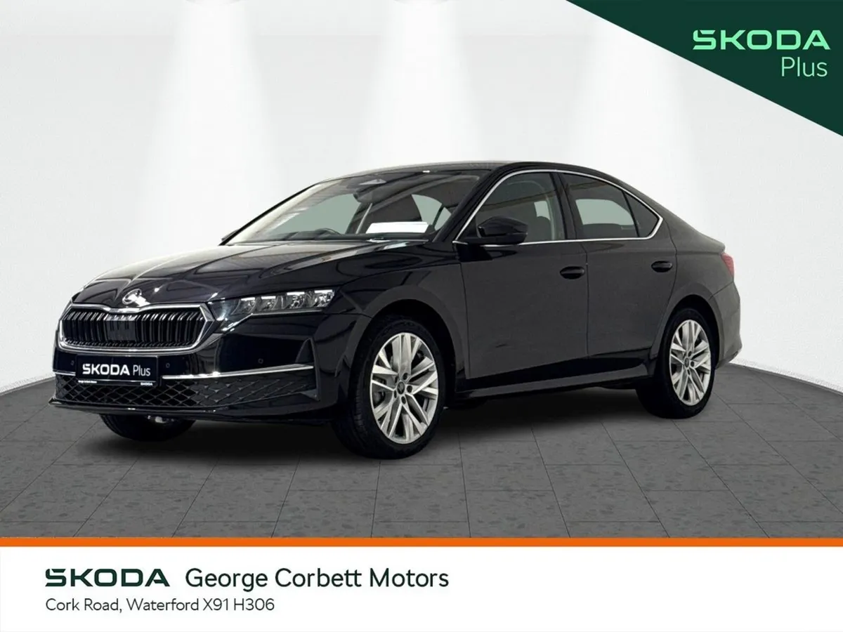 Skoda Octavia Saloon, Petrol, 2026, Black