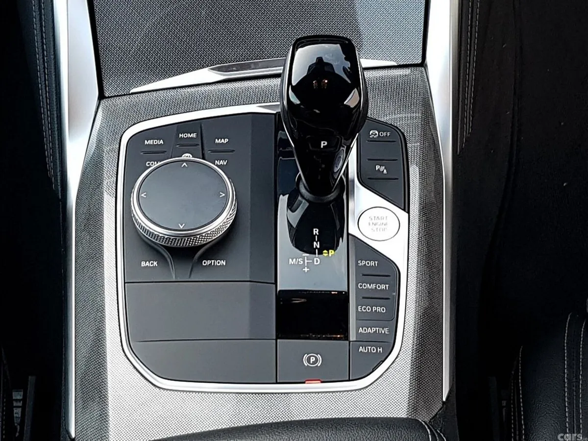 BMW 4-Series Coupe, Diesel, 2023, Red
