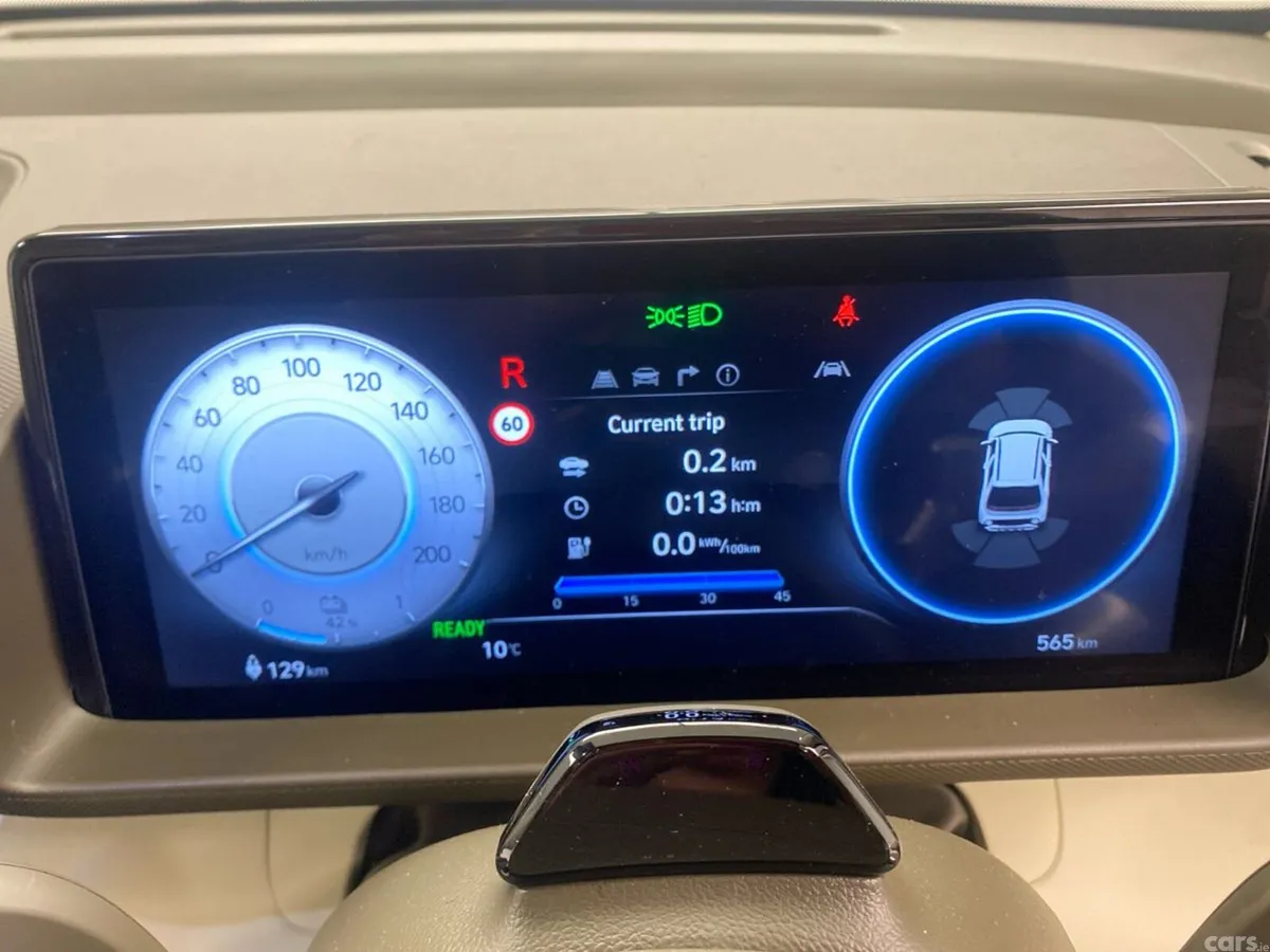Hyundai INSTER MPV, Electric, 2026, Yellow