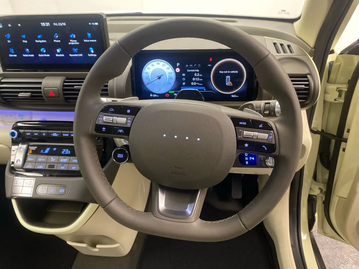 Hyundai INSTER MPV, Electric, 2026, Yellow