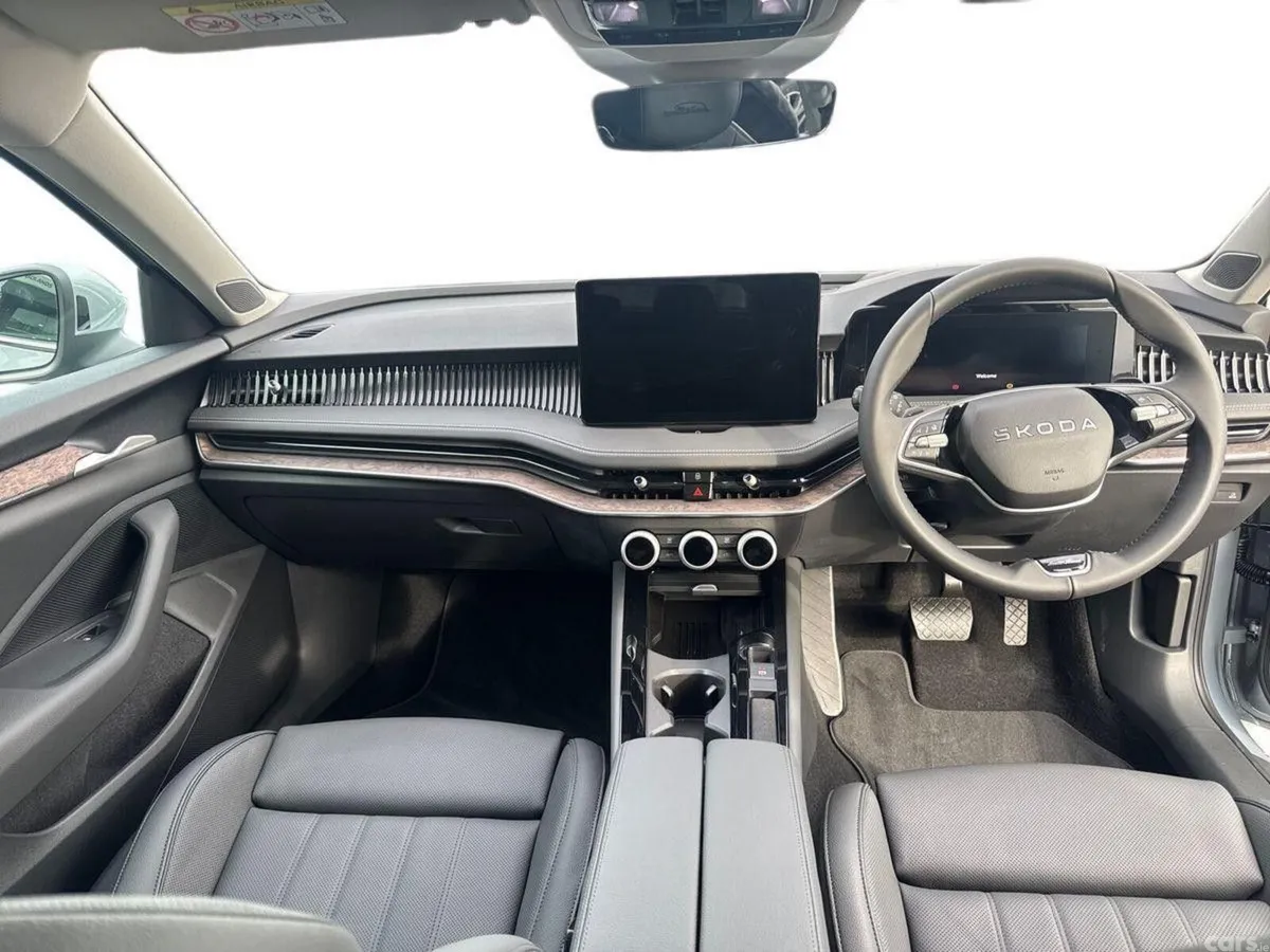 Skoda Superb Estate, Diesel, 2027, Silver