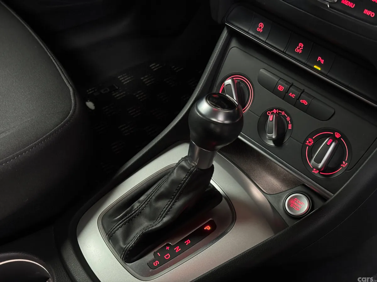 Audi Q3 SUV, Petrol, 2017, Black