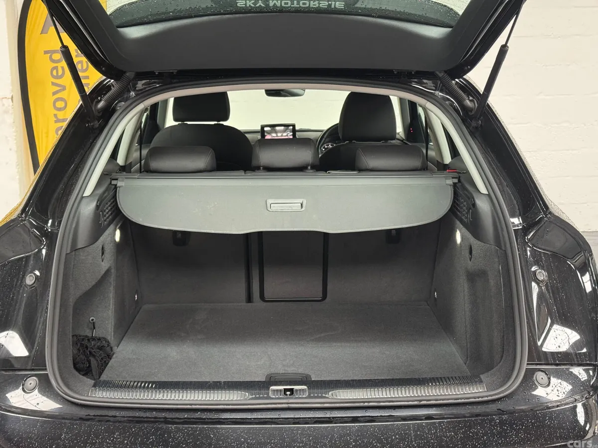 Audi Q3 SUV, Petrol, 2017, Black