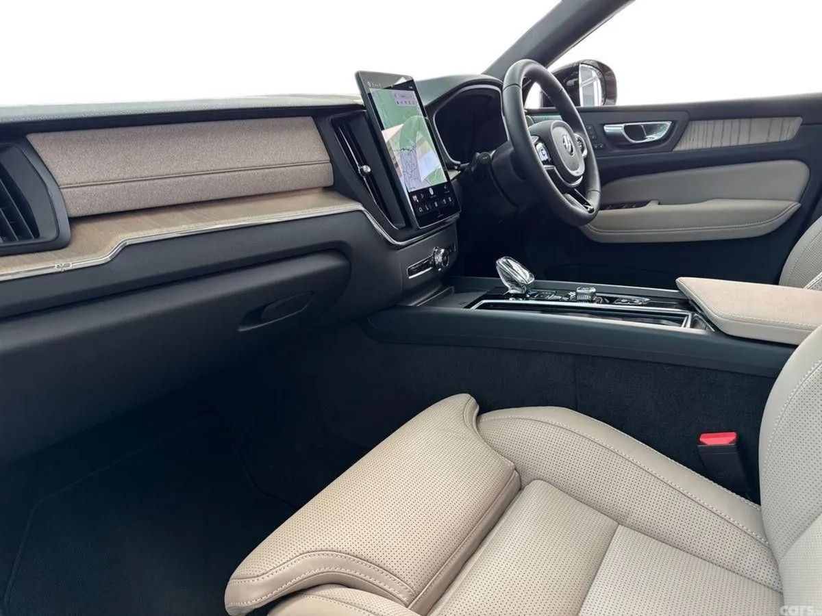 Volvo XC60 SUV, Petrol Plug-in Hybrid, 2027, Black