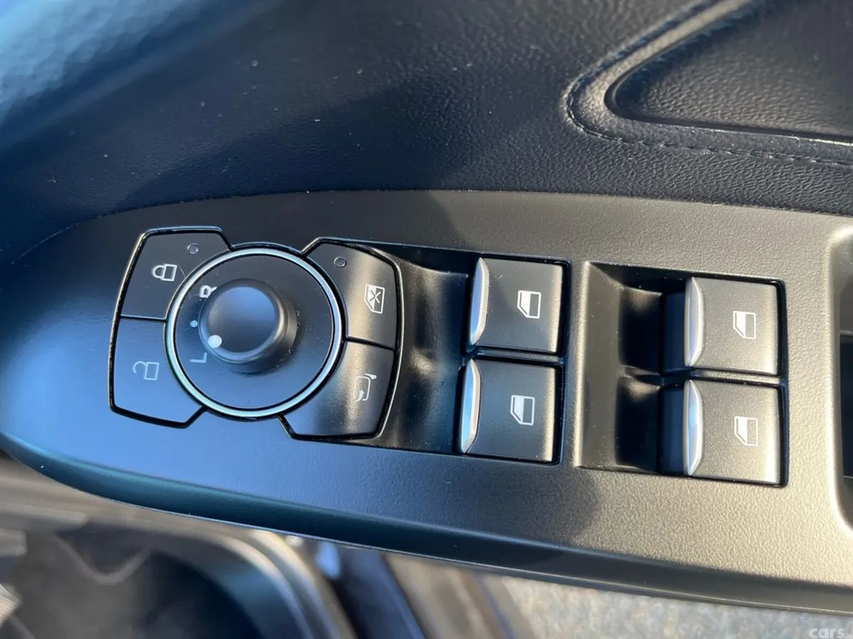 Ford Focus Hatchback, Diesel, 2023, Black