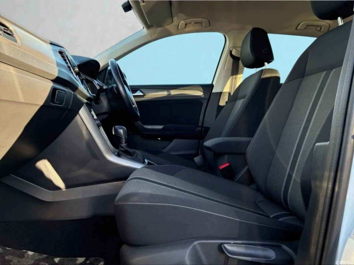 Volkswagen T-Roc SUV, Diesel, 2021, White