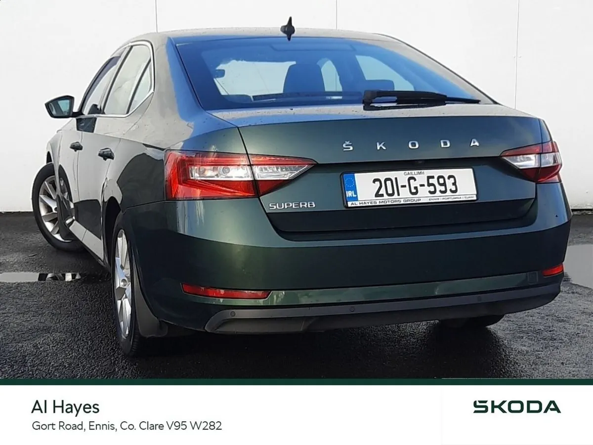Skoda Superb Saloon, Diesel, 2020, Green