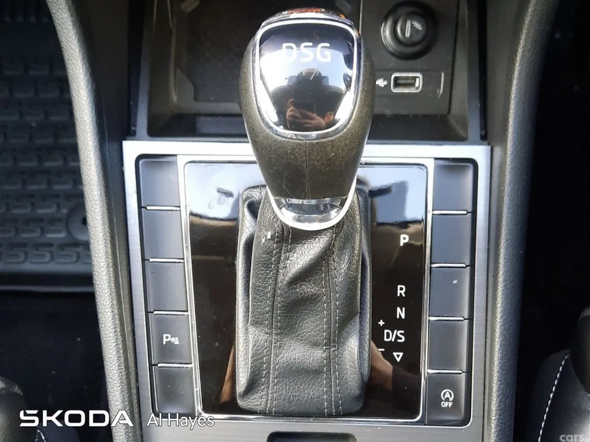 Skoda Superb Saloon, Diesel, 2020, Green