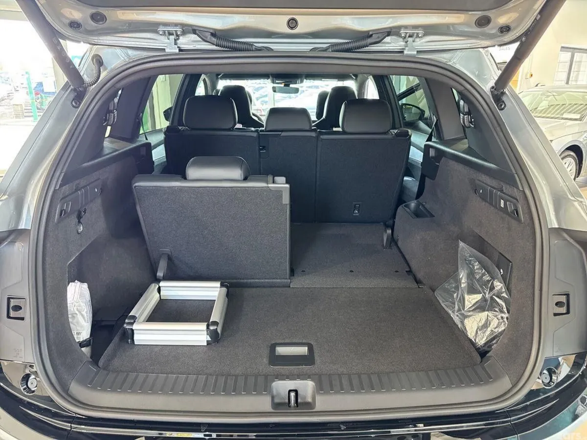 Skoda Peaq SUV, Electric, 2027, Grey