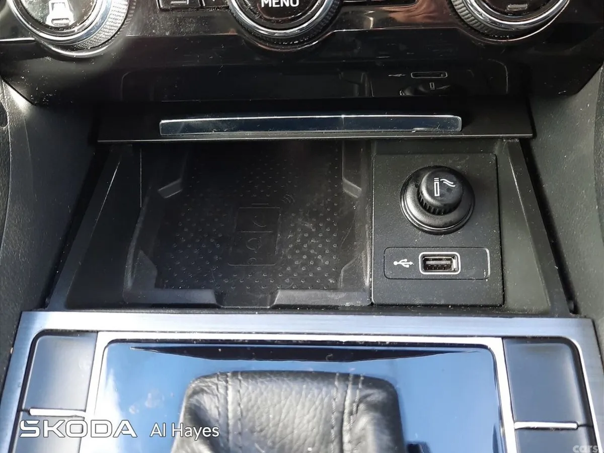 Skoda Superb Saloon, Diesel, 2020, Green