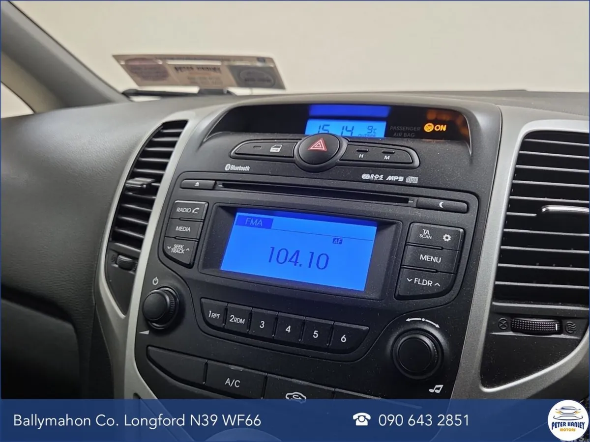 Hyundai ix20 MPV, Petrol, 2019, Grey