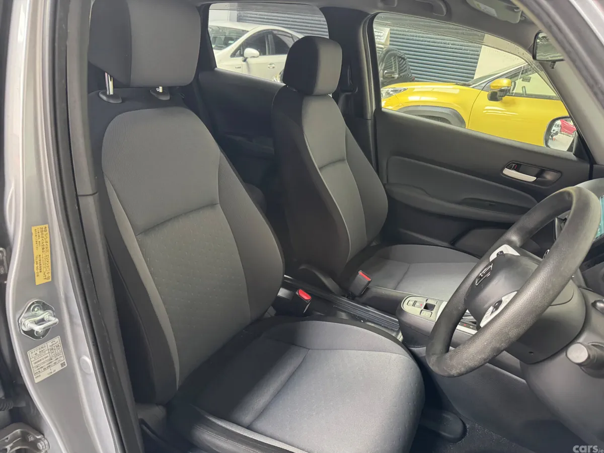 Honda Fit Hatchback, Petrol Hybrid, 2021, Silver