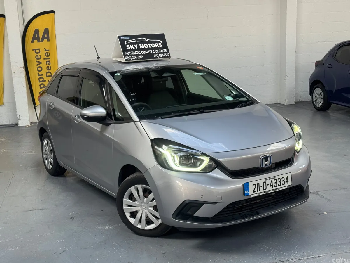 Honda Fit Hatchback, Petrol Hybrid, 2021, Silver