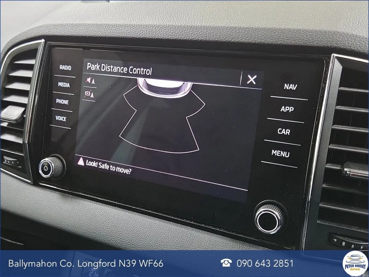 Skoda Karoq SUV, Diesel, 2023, Grey