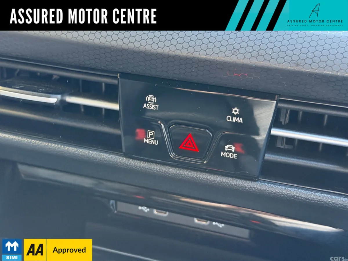 Volkswagen Golf Hatchback, Petrol Hybrid, 2023, Grey